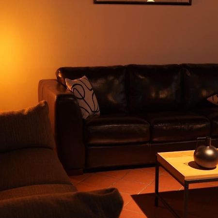 Wonderful Central Apartment! Мантова Екстериор снимка