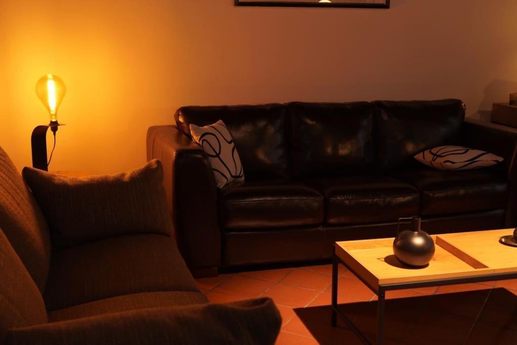Wonderful Central Apartment! Мантова Екстериор снимка