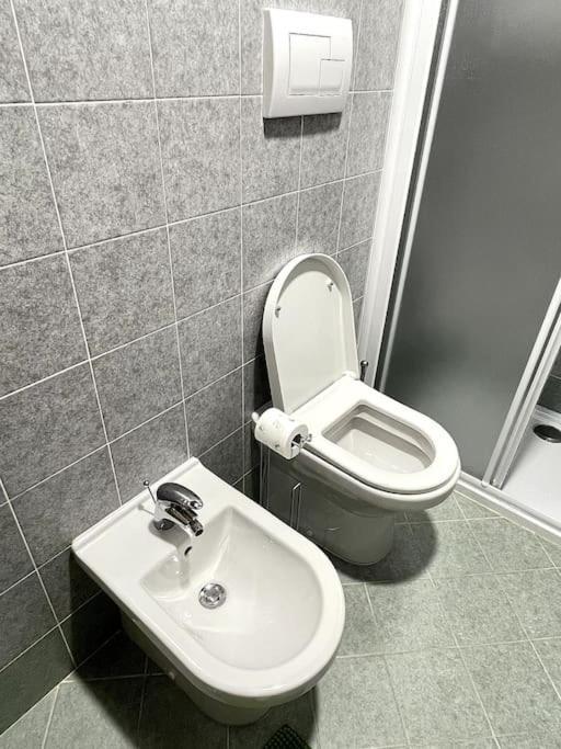 Wonderful Central Apartment! Мантова Екстериор снимка
